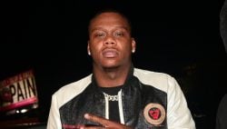 Symba Gifts 100 Laptops To Nigerian Students Amid Pilgrimage To Africa