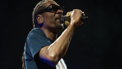 Snoop Dogg Postpones ‘Doggystyle’ L.A. Concerts In Support Of Writers Strike
