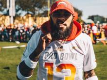 Keenan Allen Disses Le’Veon Bell New Rap Single: “This Ain’t It”