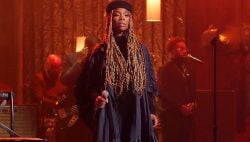 Brandy Starts The Holidays Early With New Single ‘Christmas Party For Two’